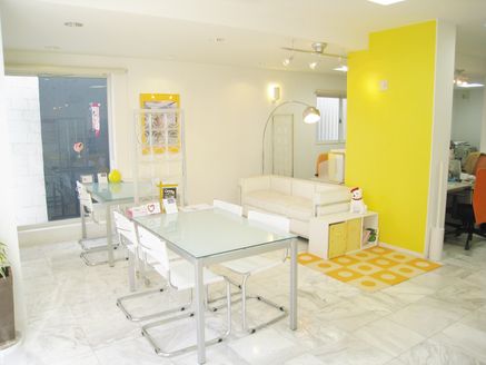 興和ホーム株式会社 愛知県 名古屋市名東区 店内の様子①