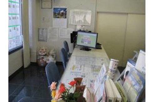 森塚不動産株式会社 長崎県 佐世保市 店内の様子