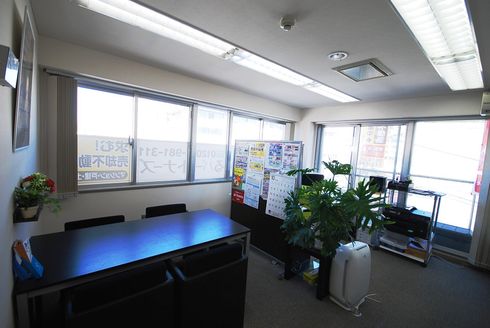 株式会社 住まいるパートナーズ 長崎県 長崎市 店舗内観