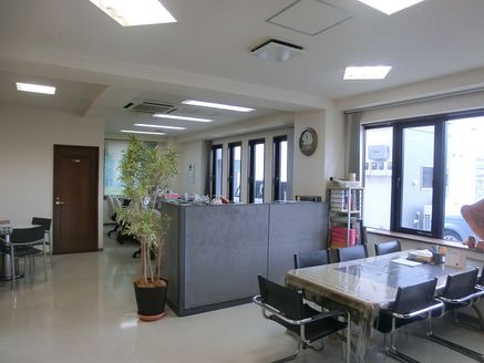 株式会社 寿建設 東京都 八王子市 店内の様子